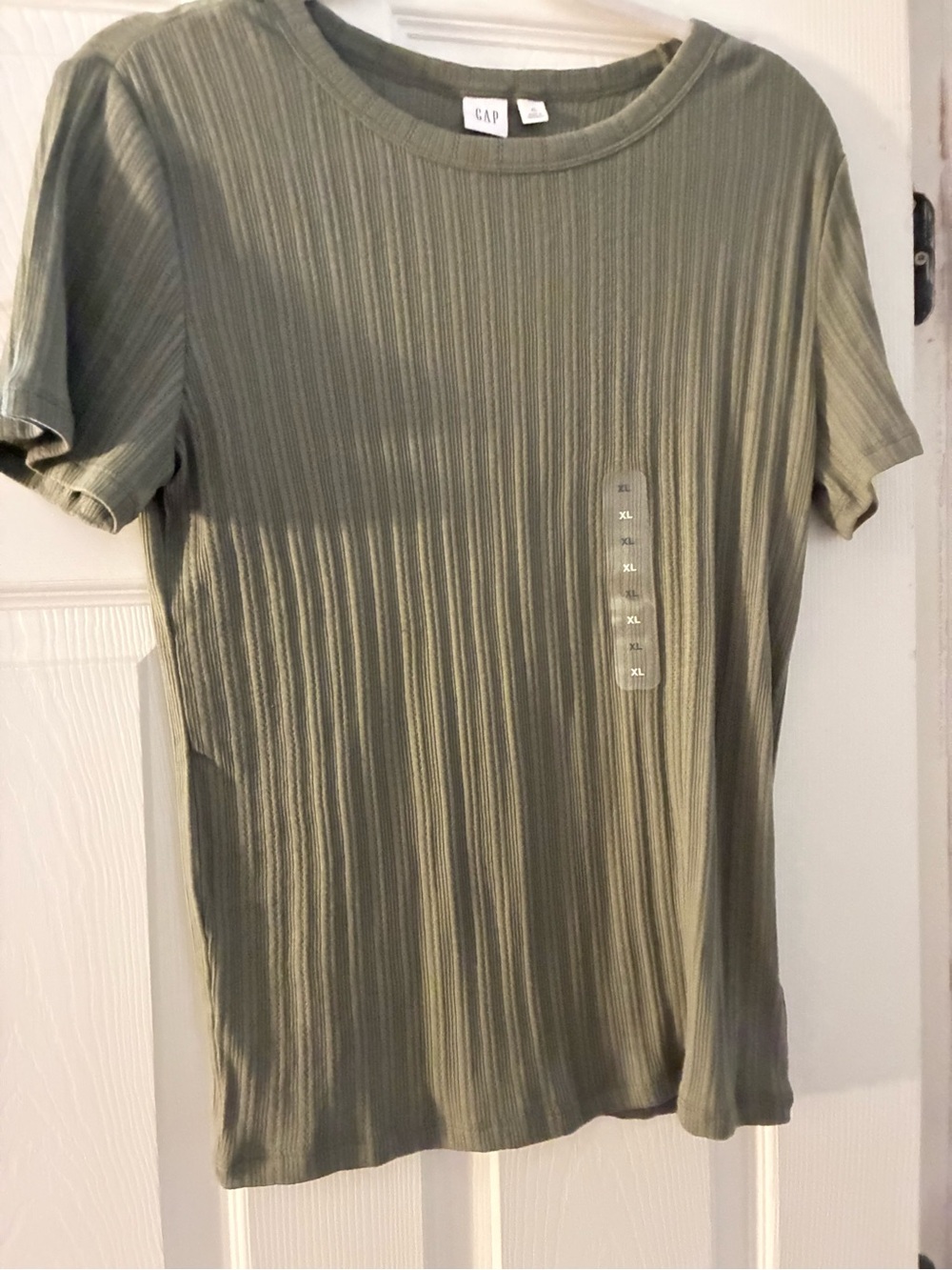 GAP Women's Ribbed Short-Sleeve Tee in Sage Green